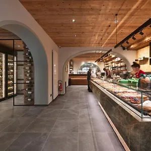 *** Hotel Fiori Dolomites Experience Italien