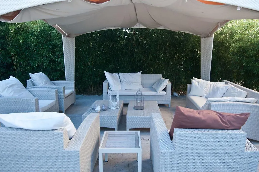 Hotel Residence Stella Del Mare Vada 3*,